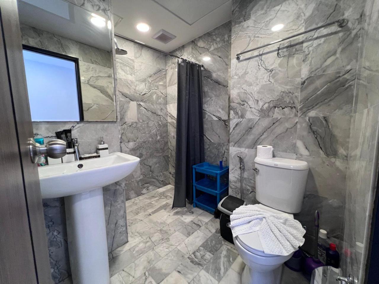 Naiharn Pearl Condo Hotel By Villacarte Nai Harn 객실 사진